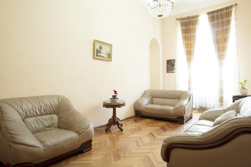 Apartment In Purtseladze Street Tbilisi Zewnętrze zdjęcie